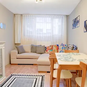 Comfortable House For Families Close To Taksim شقة